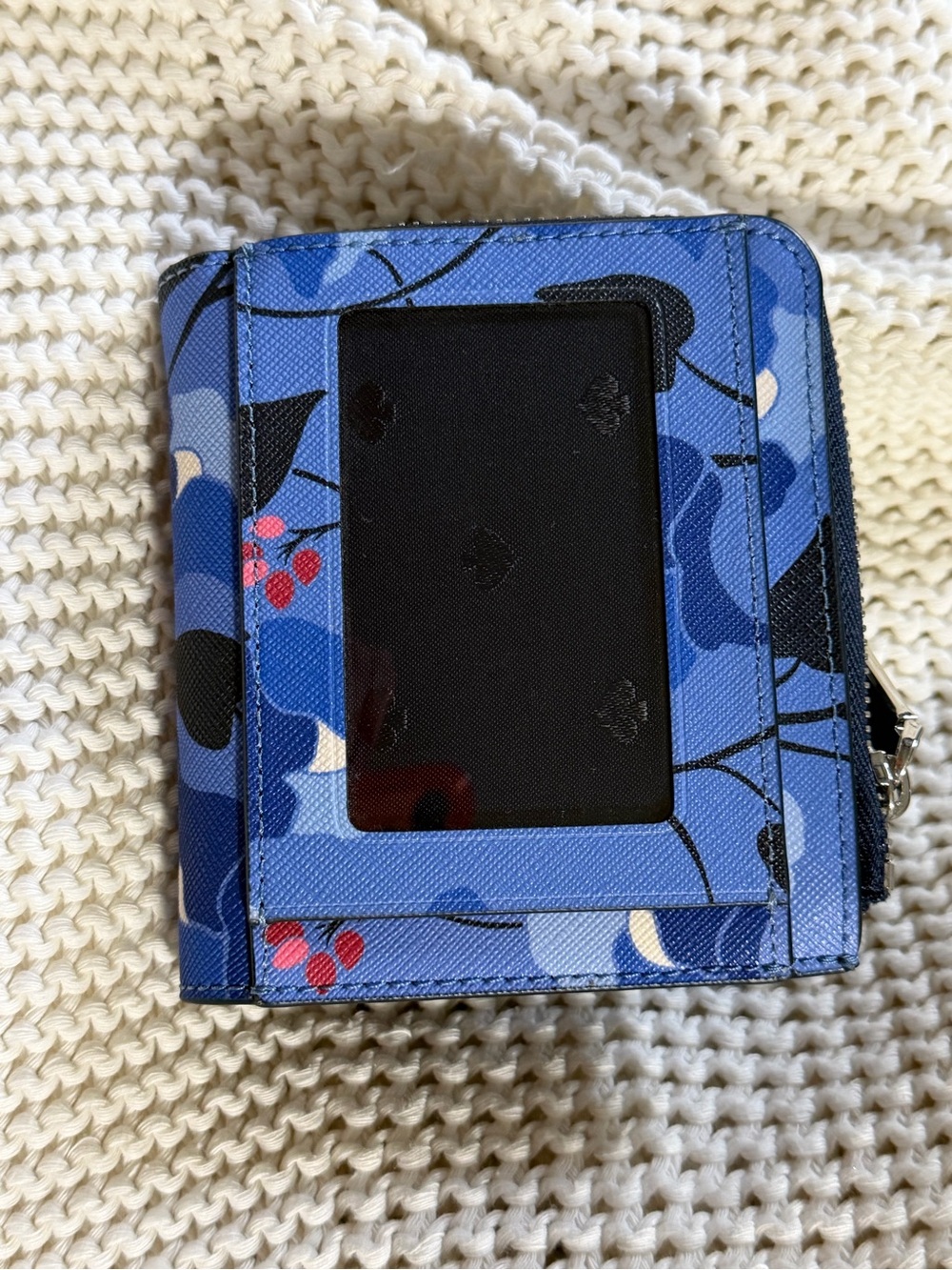 Kate Spade Folding Wallet-New - Picture 2 of 4